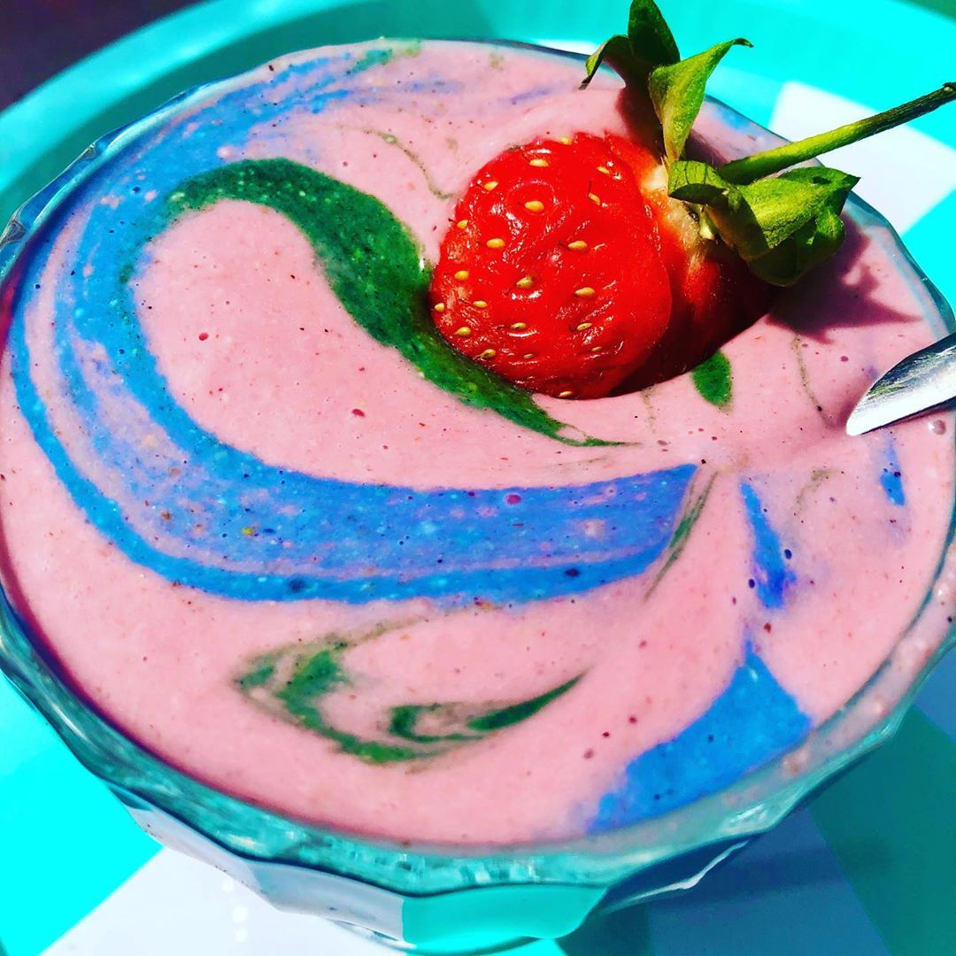 Unicorn Rainbow Smoothie Breakfast