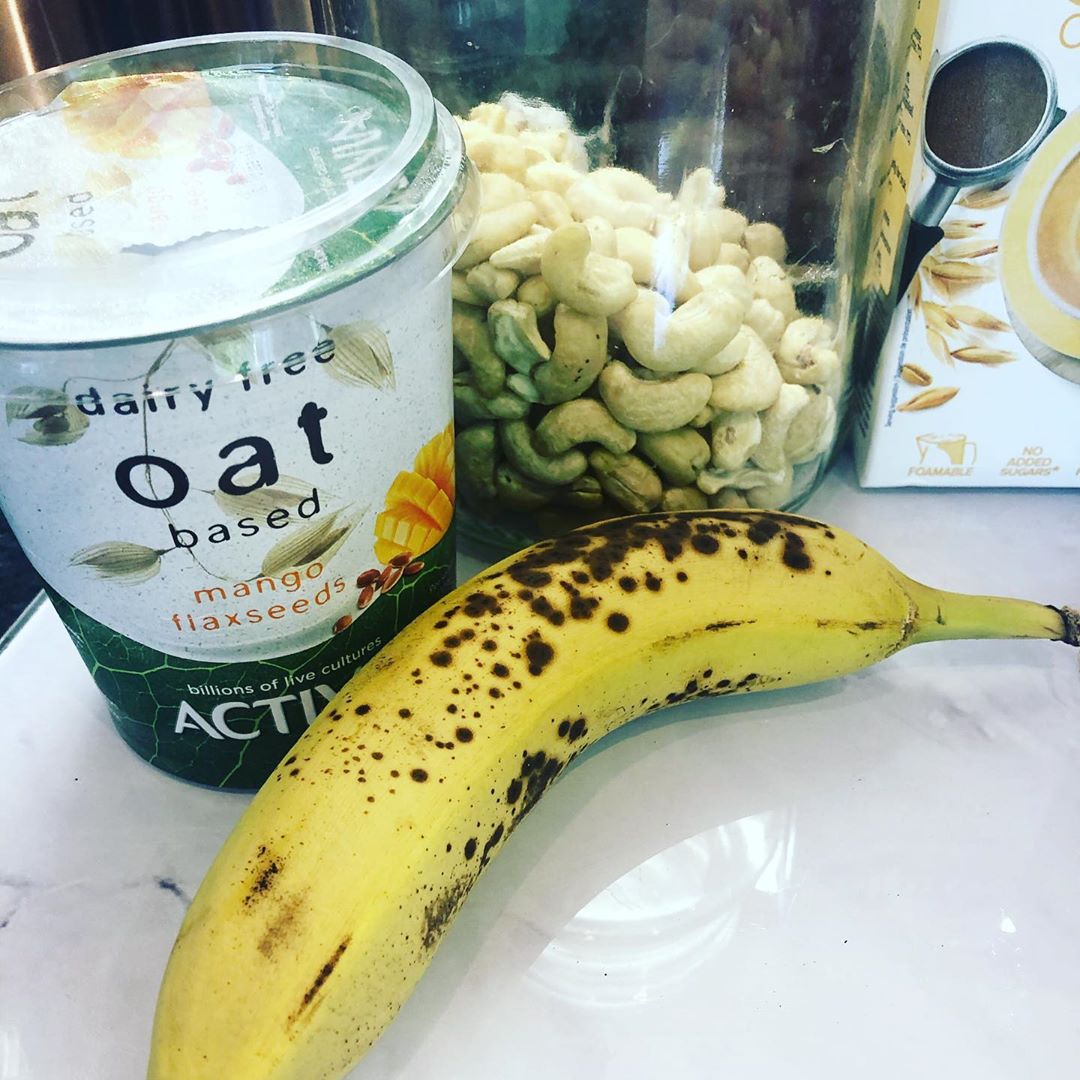 Unicorn Rainbow Smoothie Breakfast