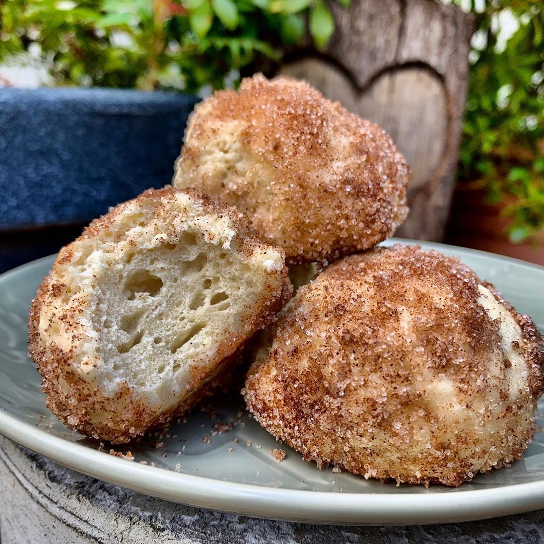 Super Quick Cinnamon Dough Balls