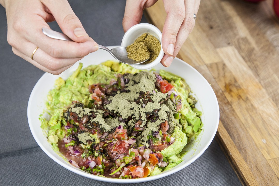 Guacamole with Superfood Powder Mix
