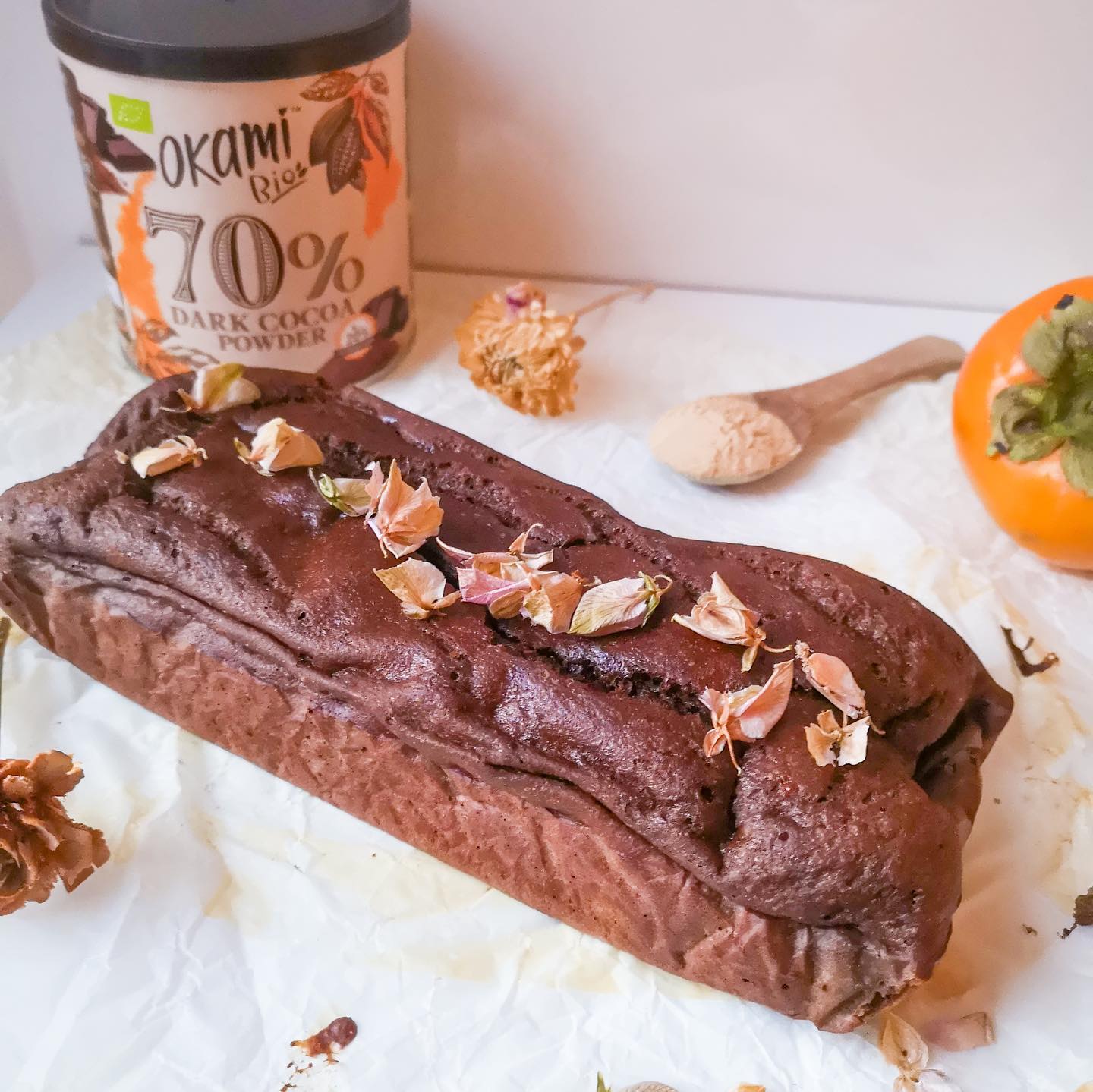 Persimmon Cocoa Sponge Cake