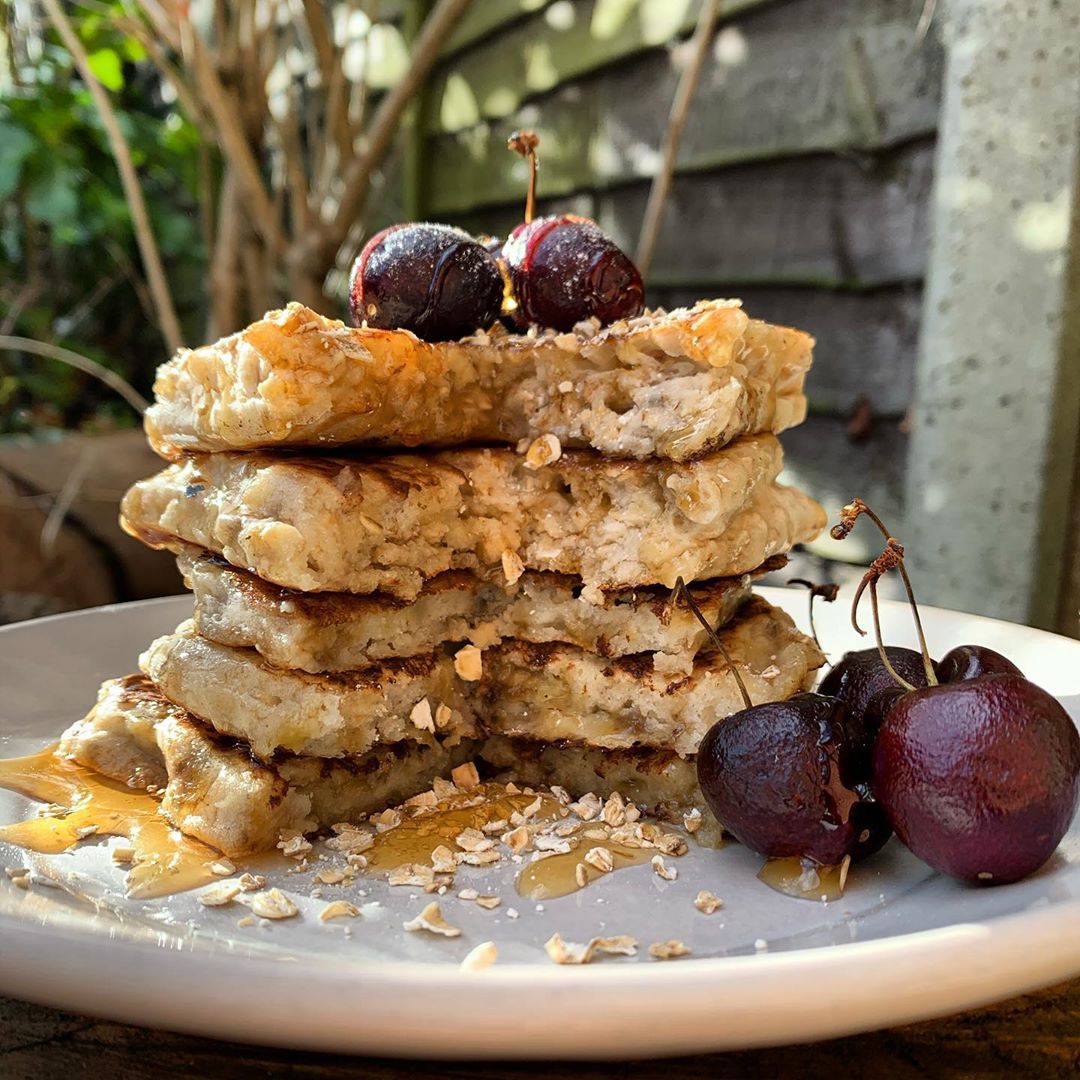 Fluffy Maple Drenched Banana Pancakes