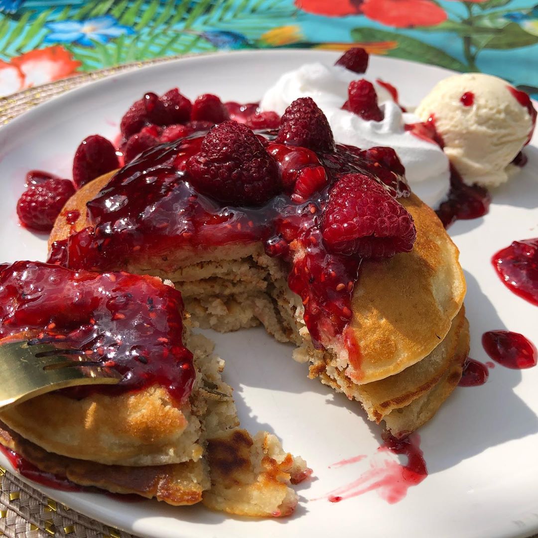 Raspberry Vanilla Vegan Pancakes