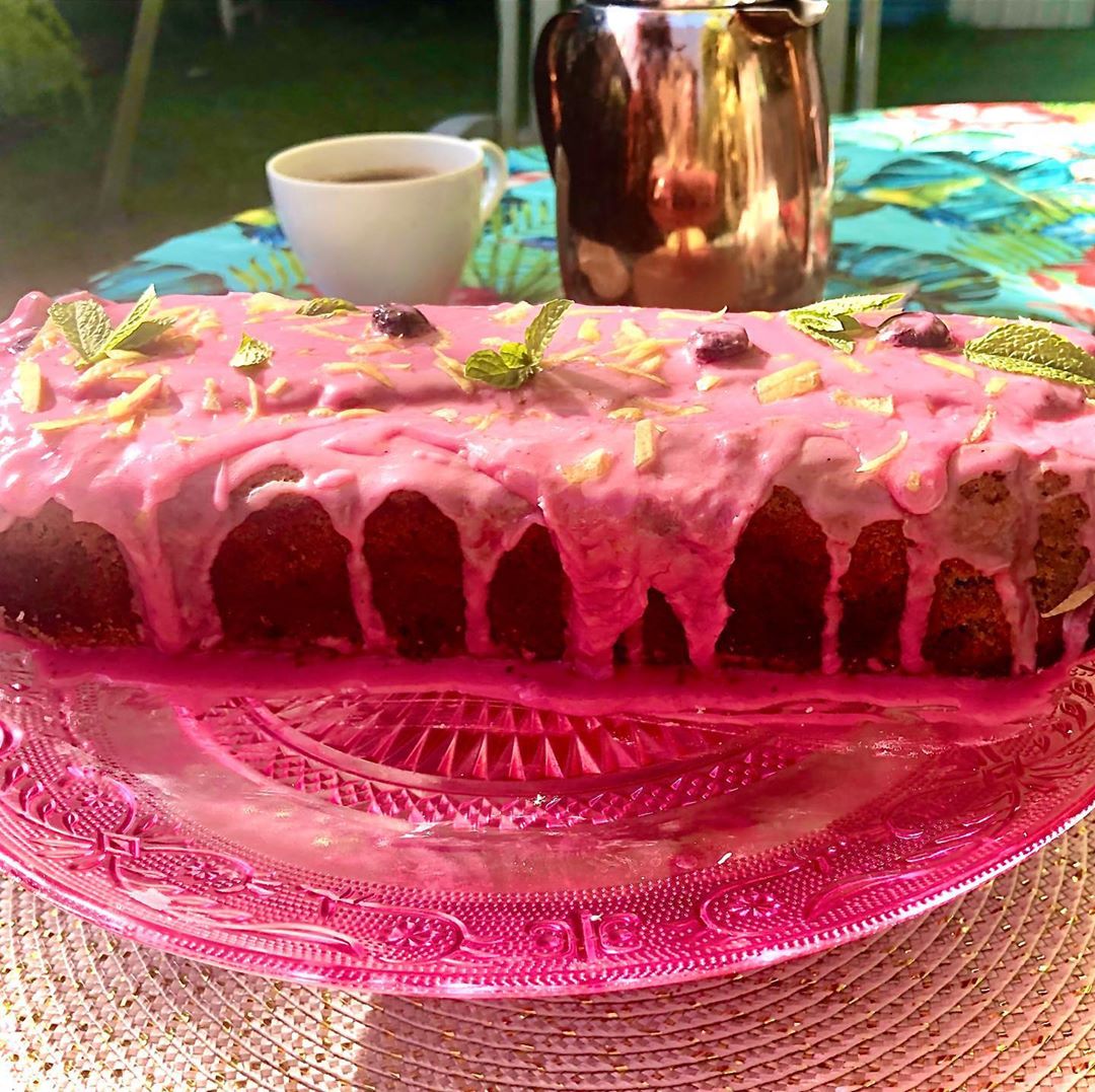 Blueberry and Lemon Drizzle Cake