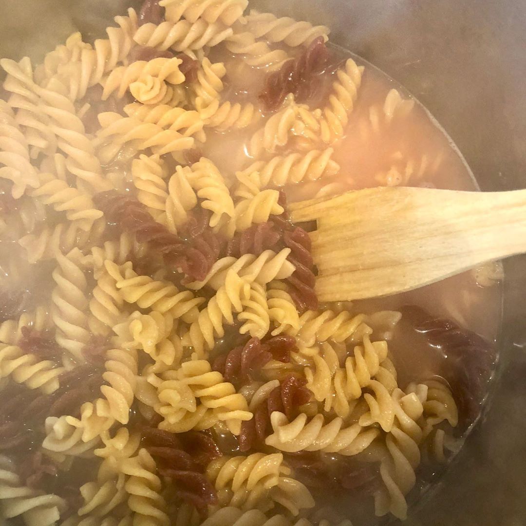 Vegan Creamy Kale Mushroom Pasta