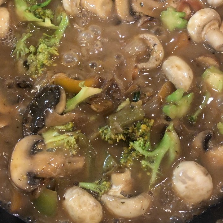 Vegan Creamy Kale Mushroom Pasta