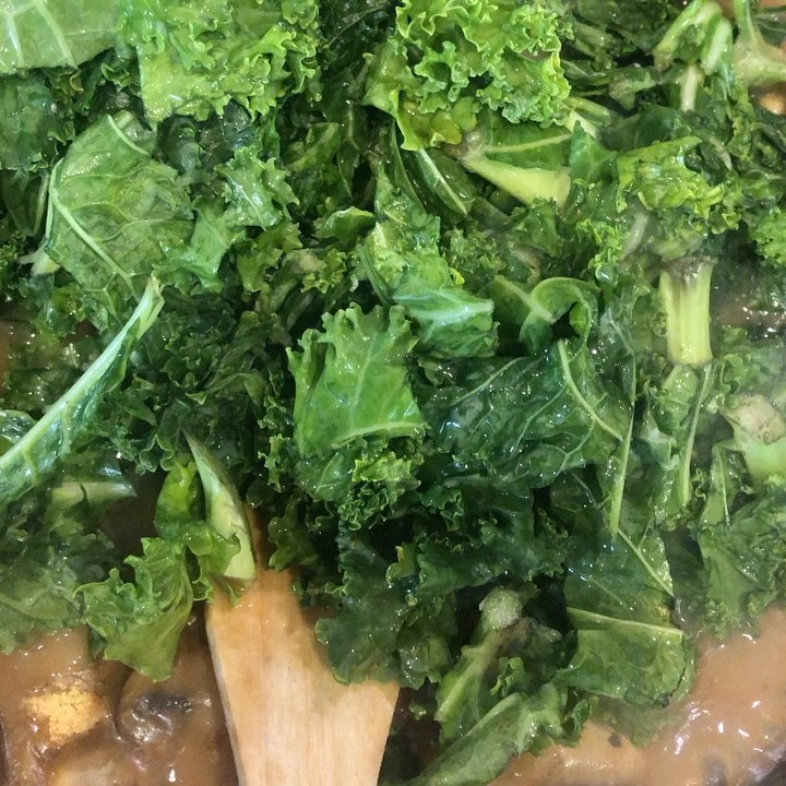 Vegan Creamy Kale Mushroom Pasta