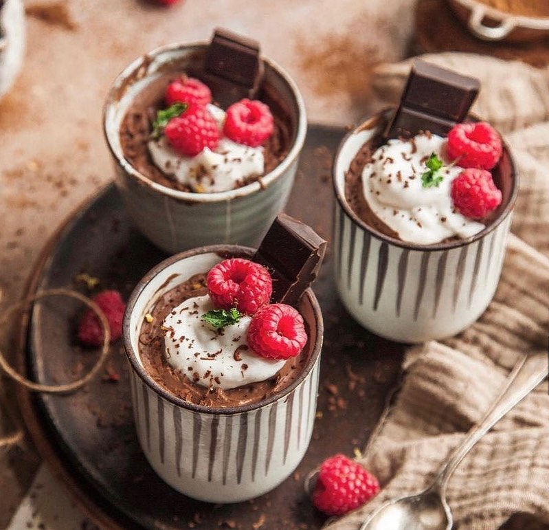 Vegan Chocolate Mousse Pots