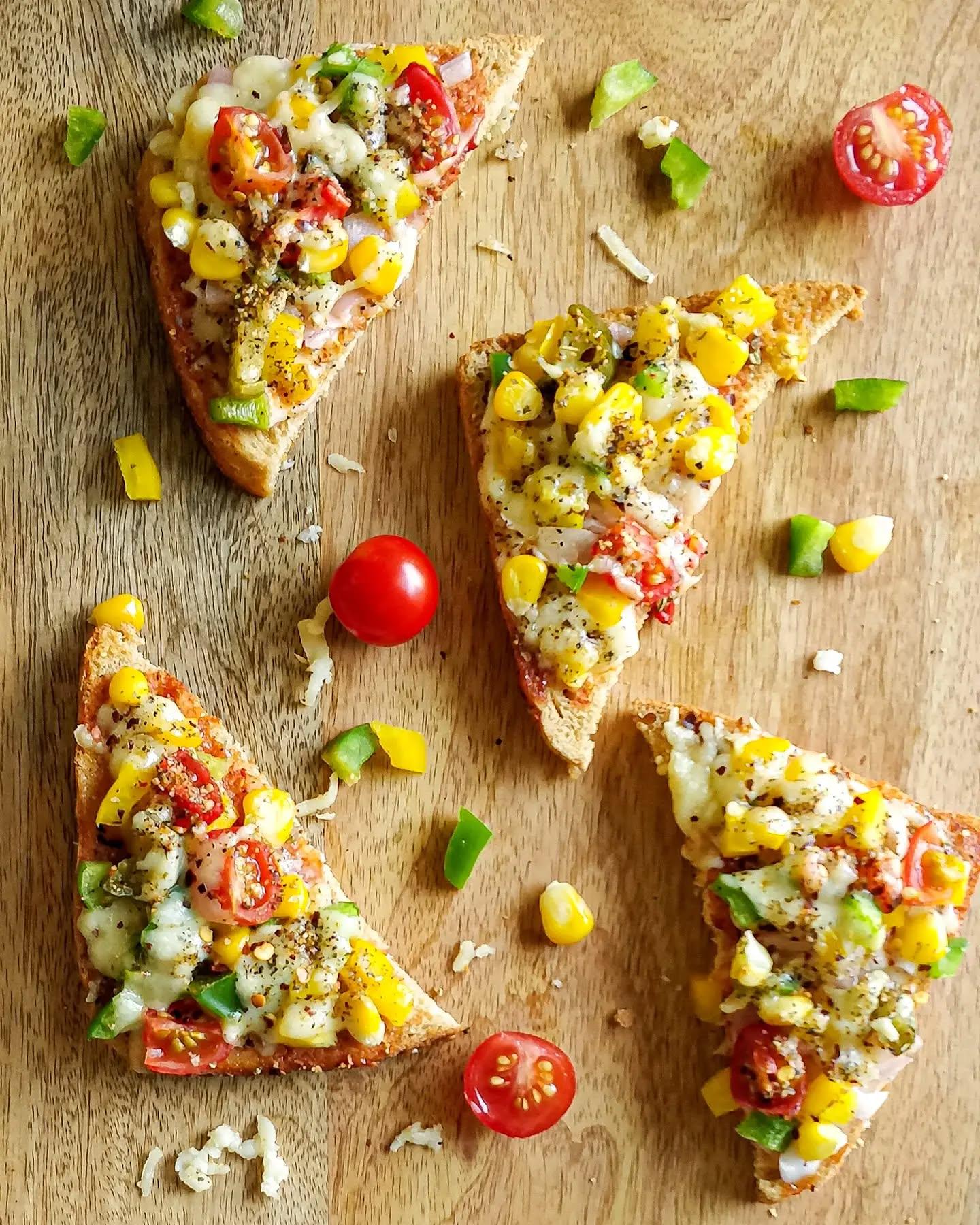 Quick Bread Pizza Snack