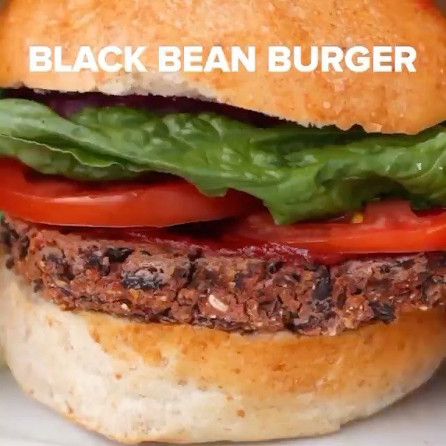 Black Bean and Roasted Red Pepper Veggie Burgers