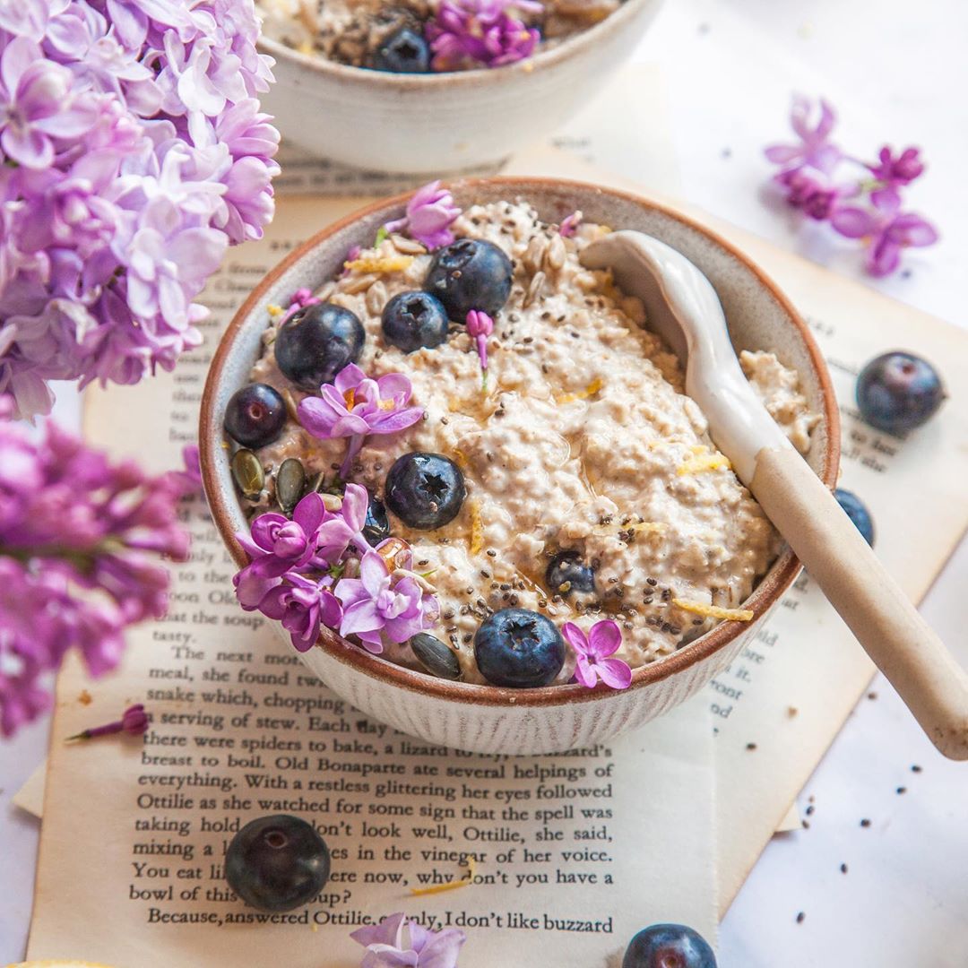 Blueberry Lemon Coconut Overnight Oats