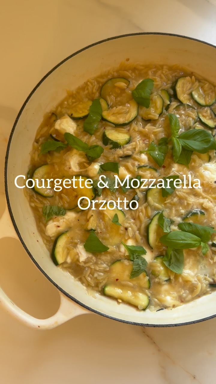 15-Minute Zucchini and Mozzarella Orzotto