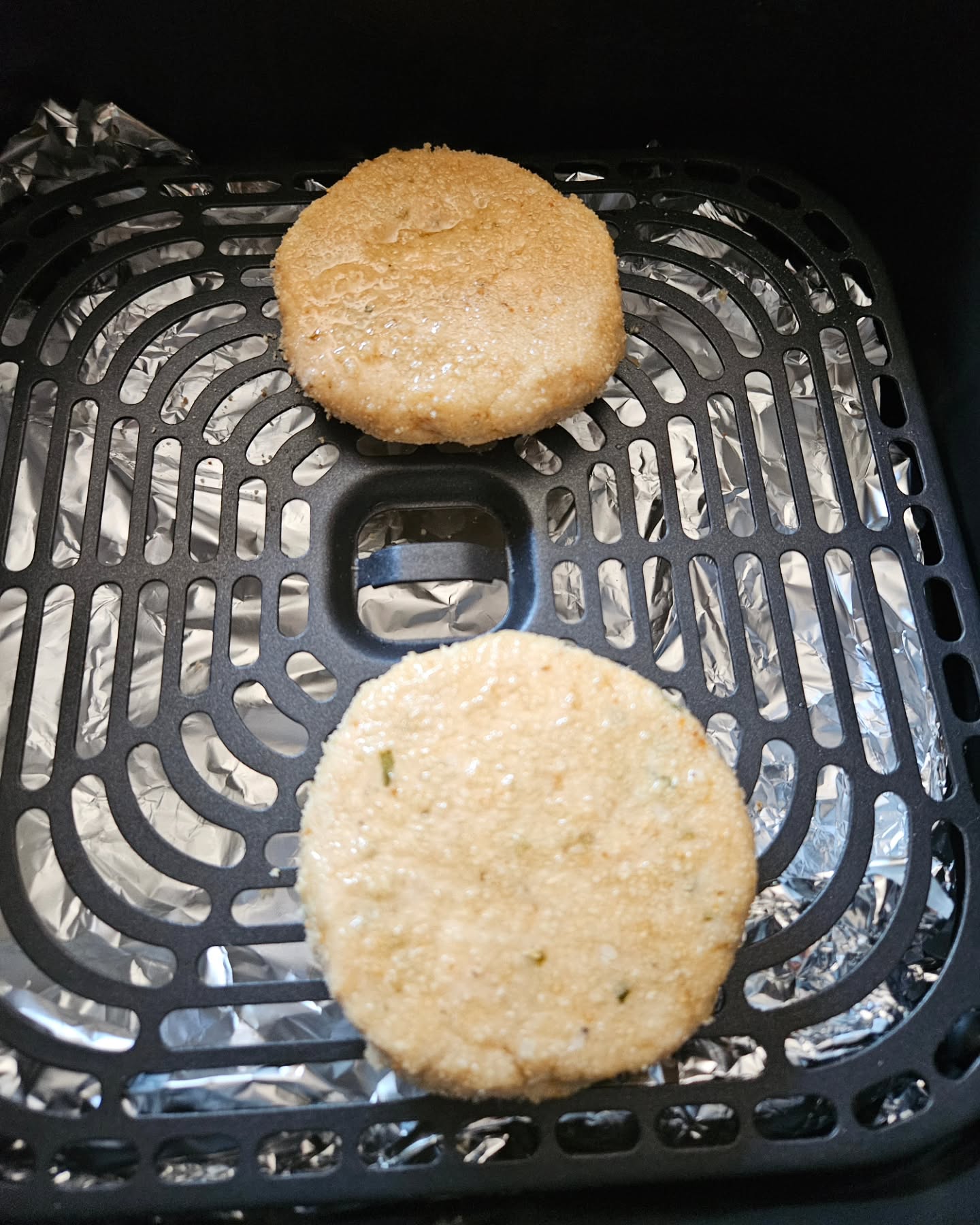 Air-Fried Quick Salmon Burgers