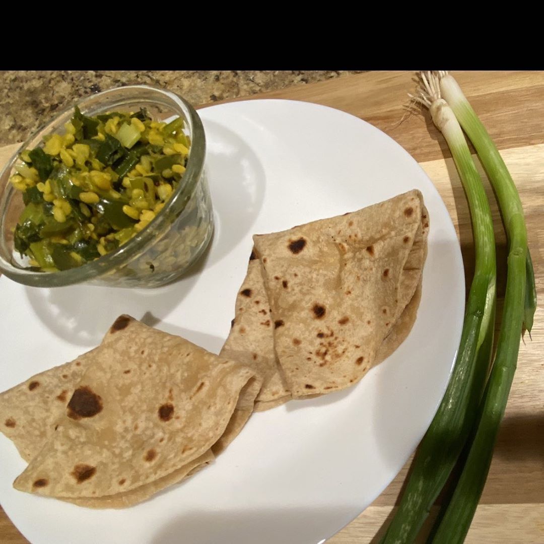 Spring Onion Curry and Roti