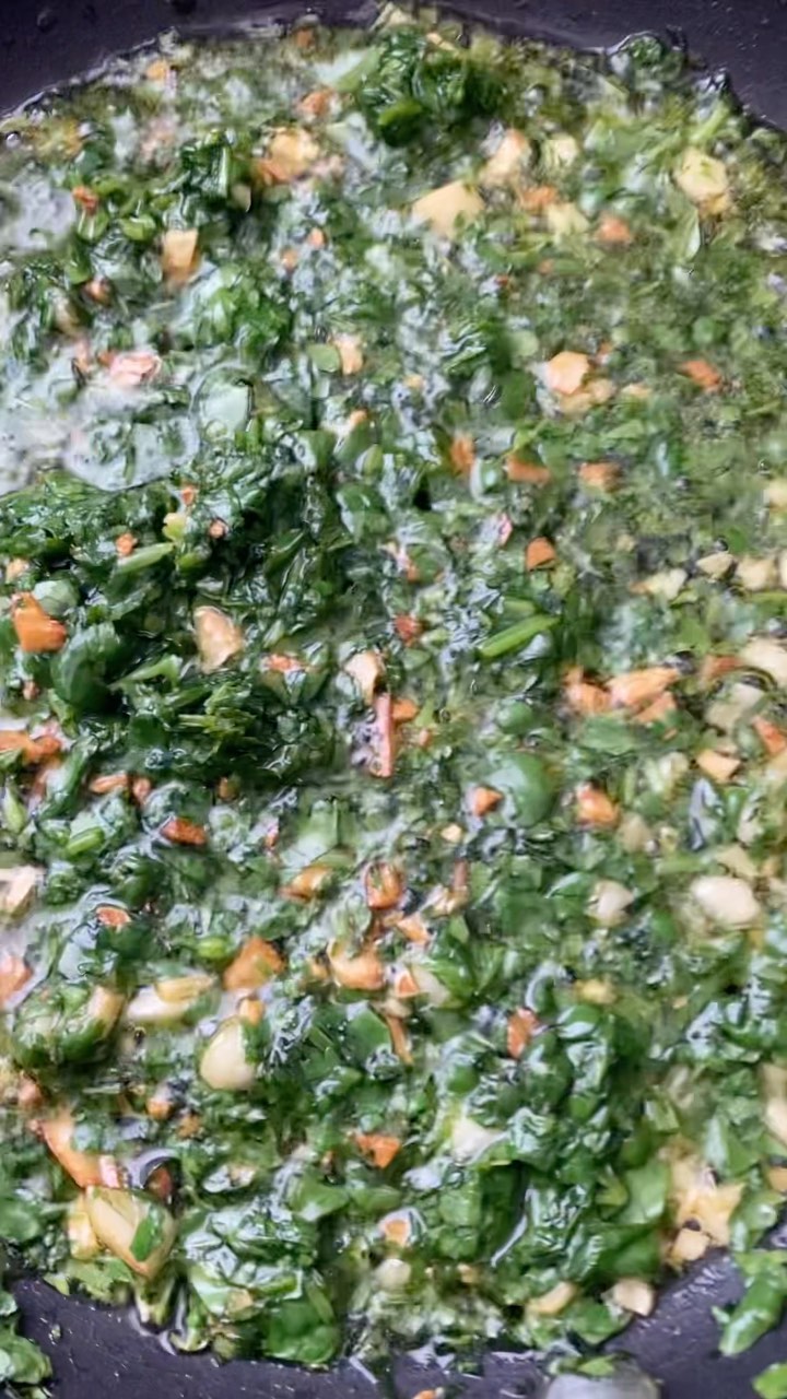 Fried Garlic and Cilantro Arab Topping