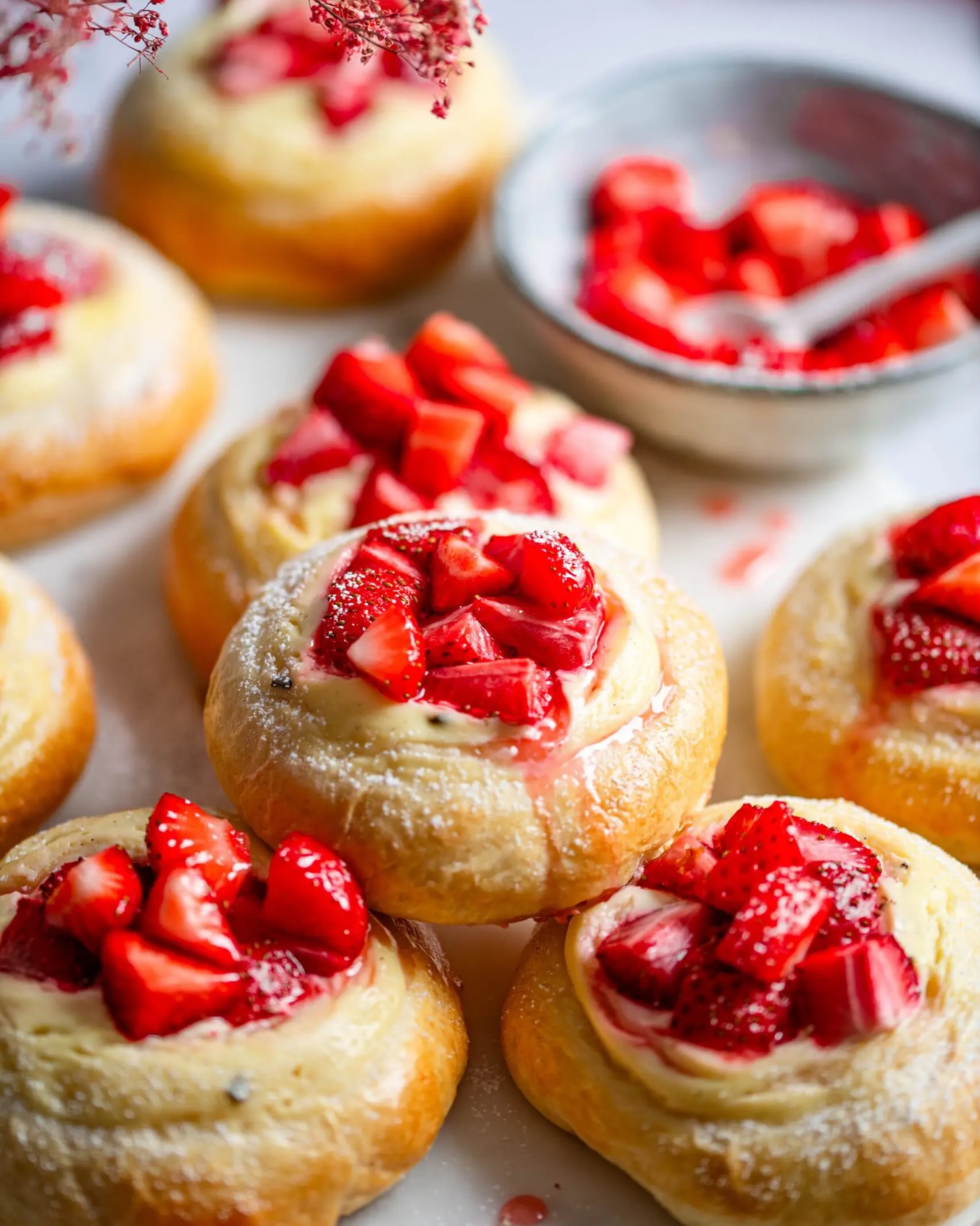 Strawberry Pudding Pastry Pieces