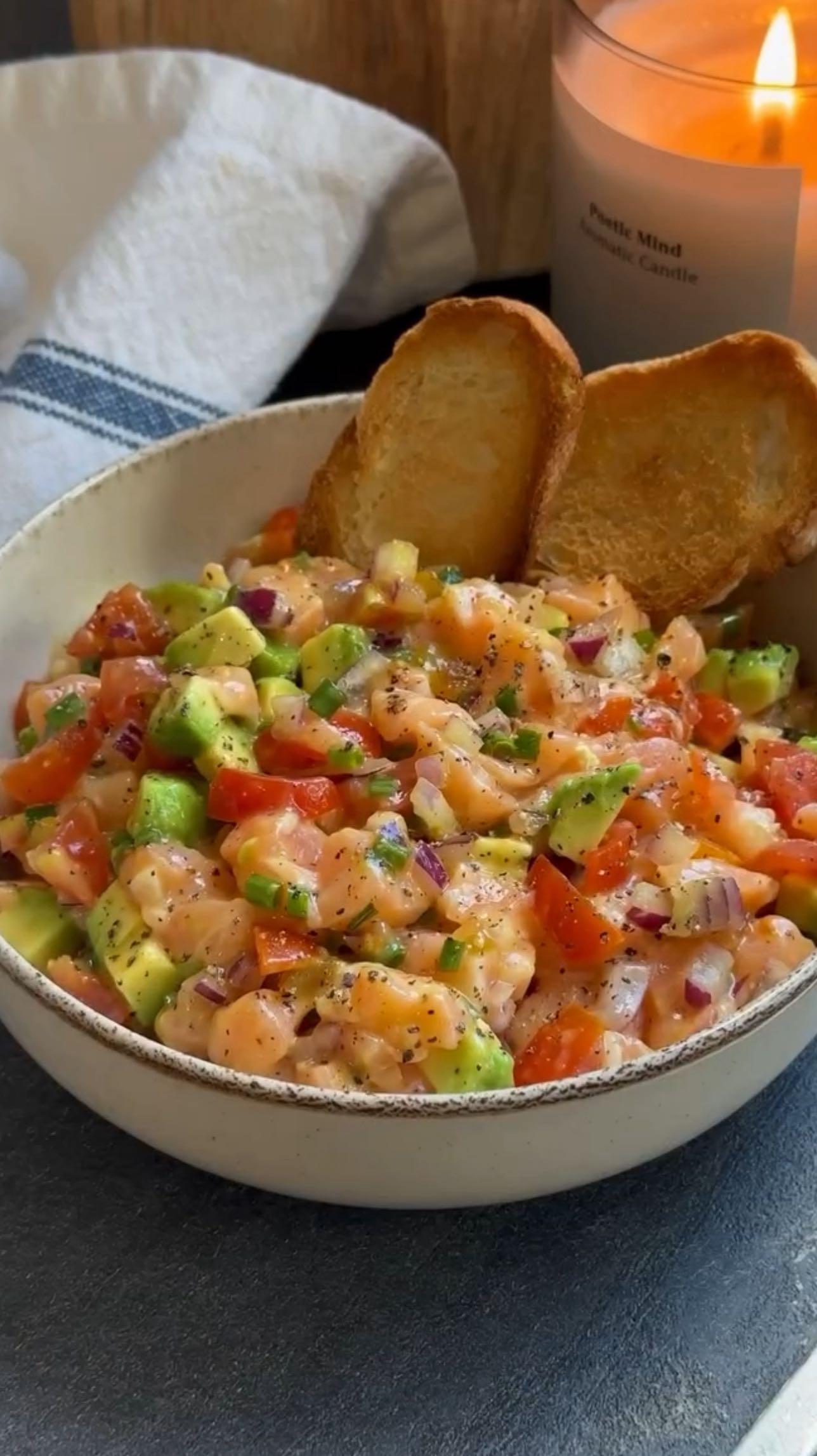 Refreshing Salmon Poke Bowl Salad