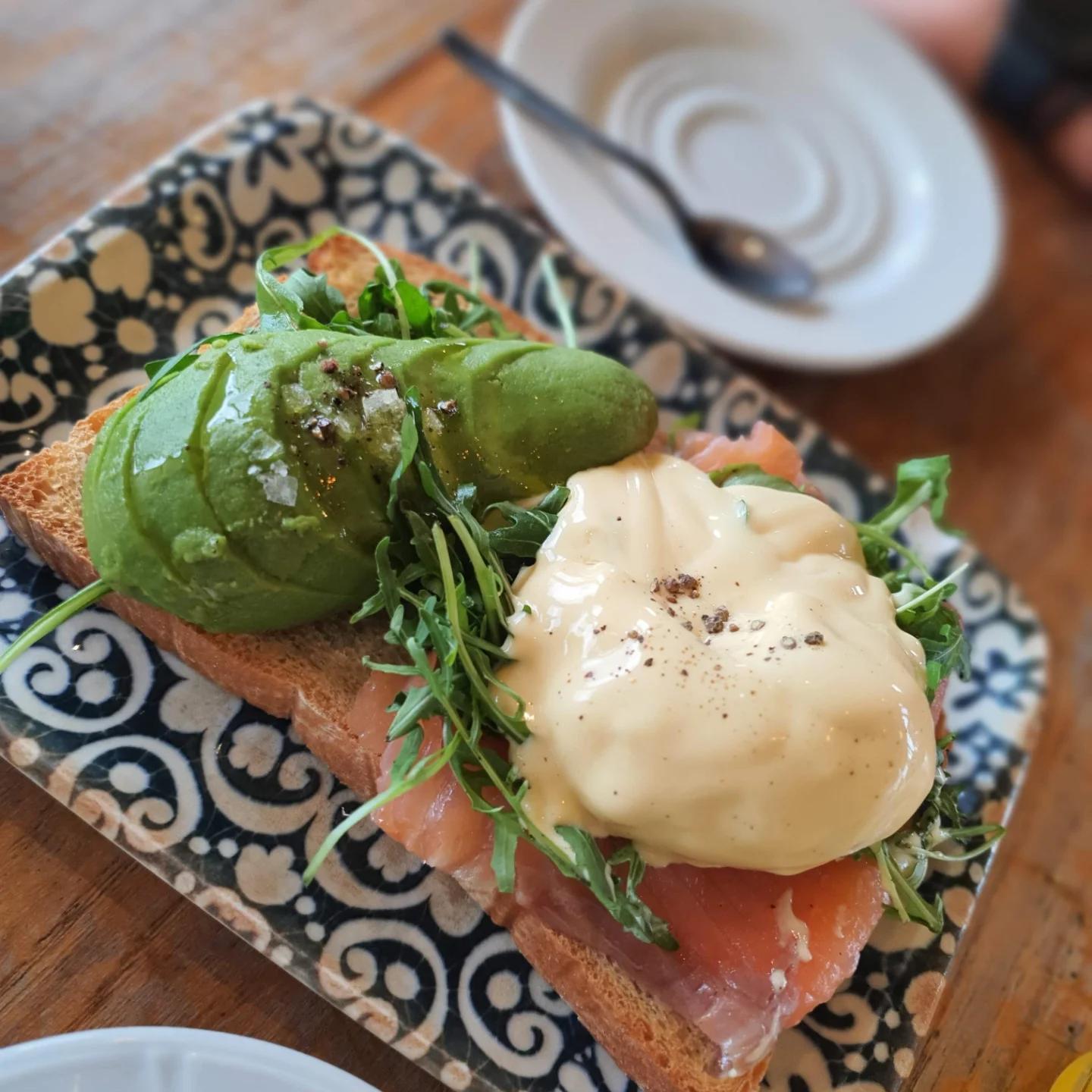 Homemade Eggs Benedict Brunch