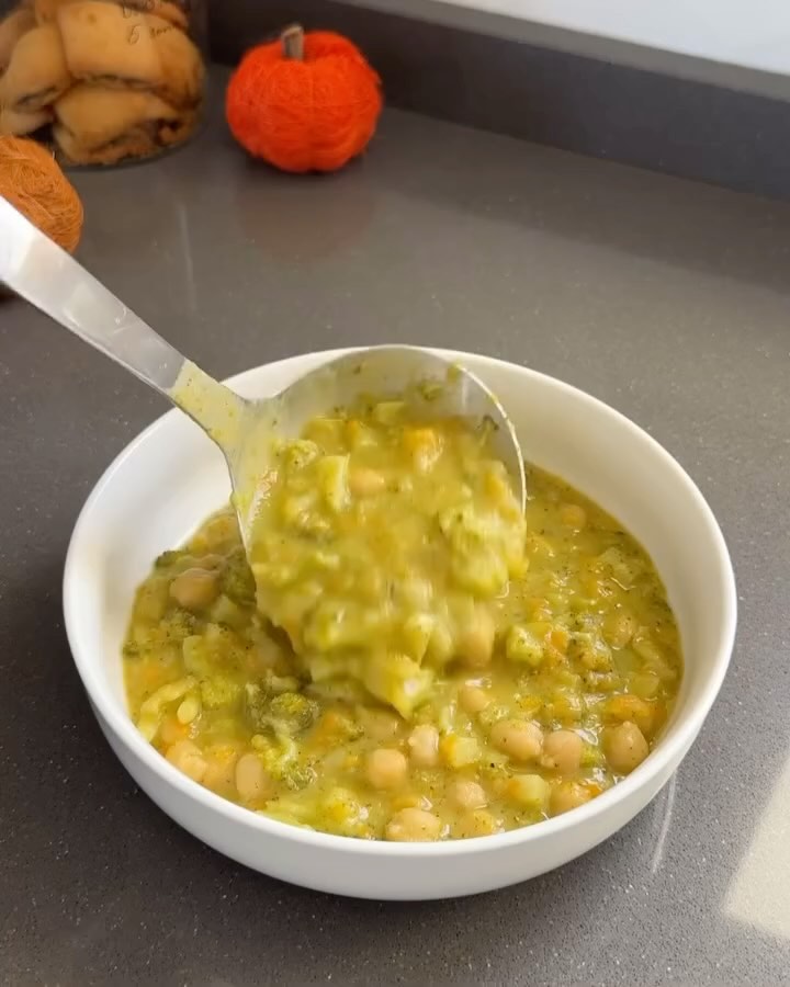 Creamy Vegan Broccoli Soup