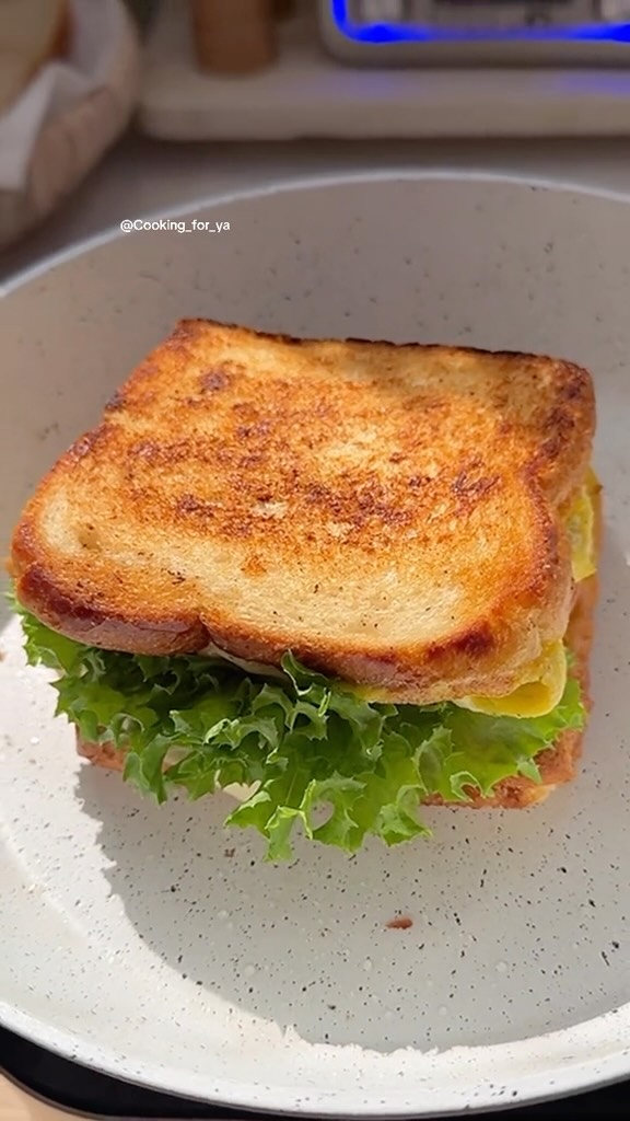 Egg Sandwich with Mortadella and Tomato