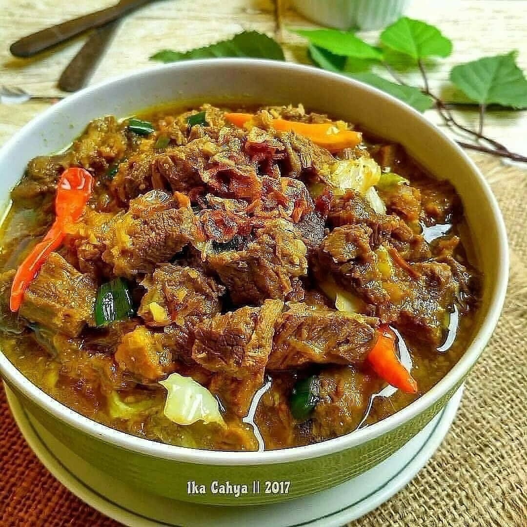 Spicy Indonesian Beef Tongseng Stew