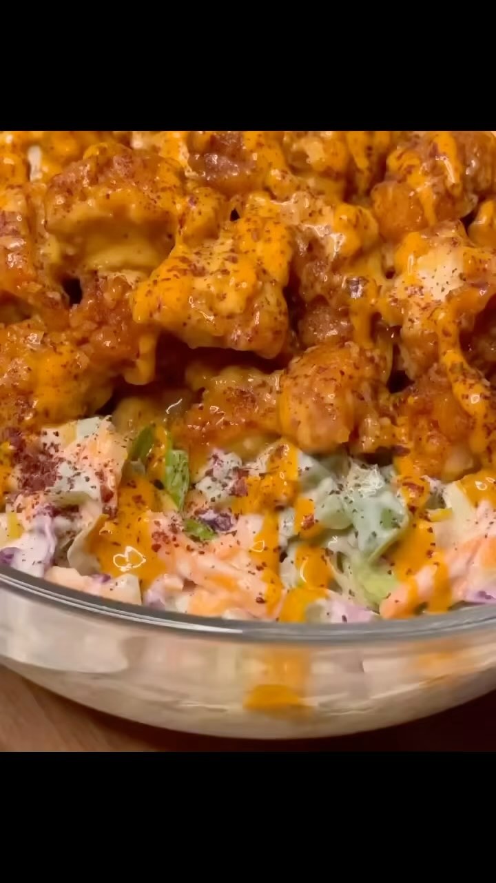 Easy and Quick Vegetable Salad with Chicken