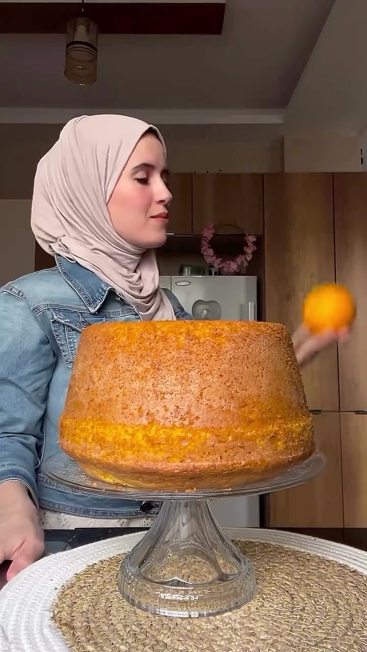 Fluffy Orange Yogurt Cake