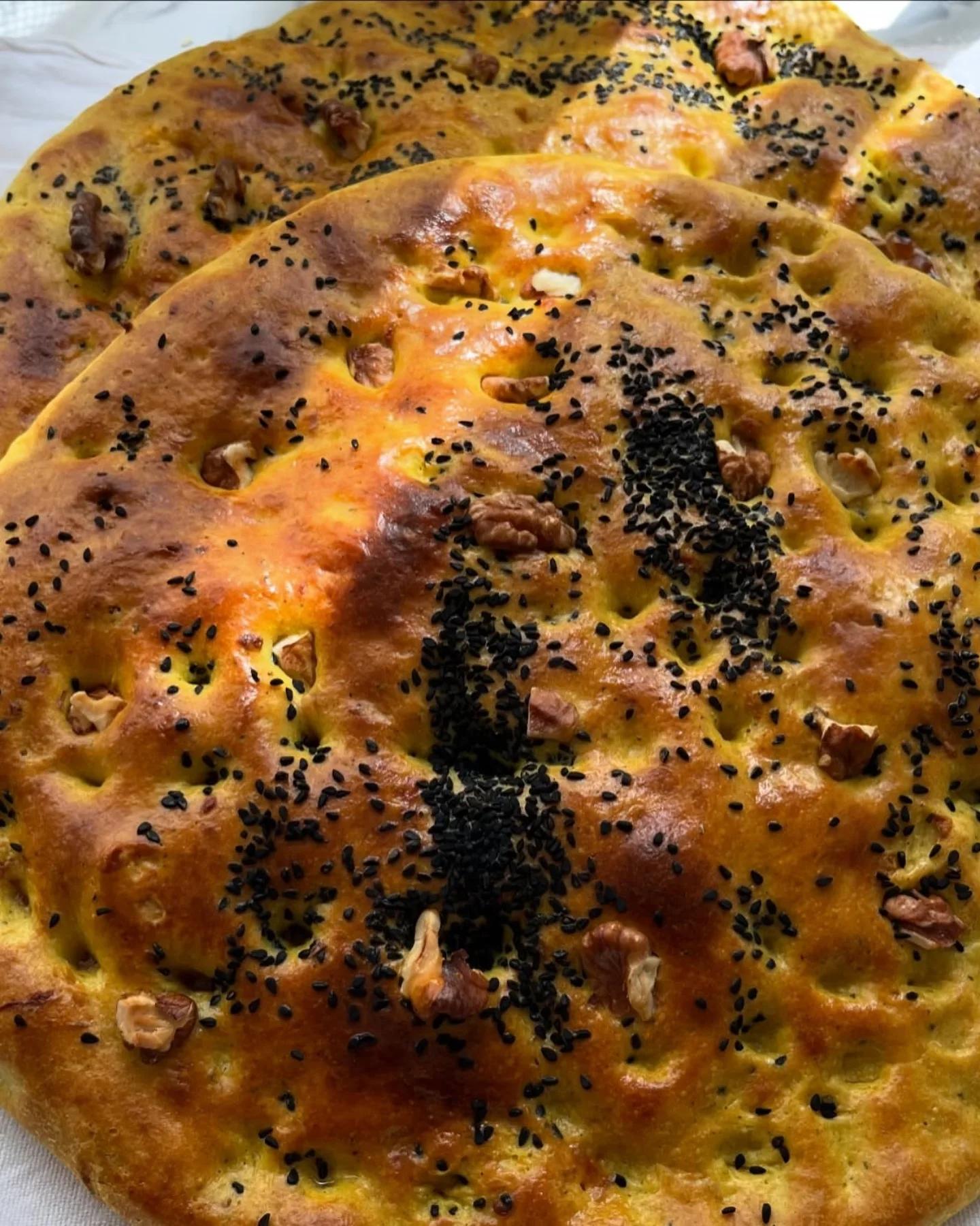 Aromatic Iranian Komaj Bread