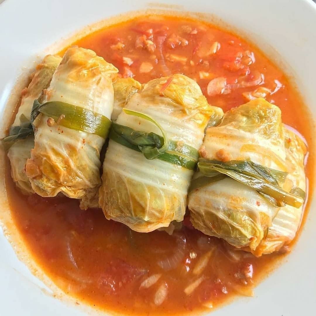 Rolled Mustard Greens with Meat Filling