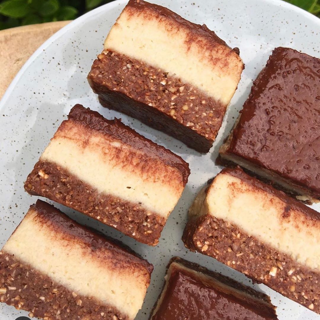Raw Mint Chocolate Slice