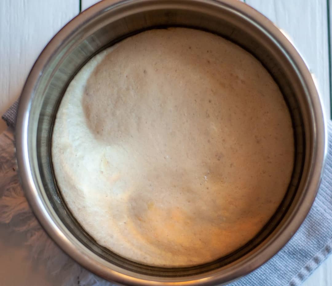 Easy No-Fail Pizza Crust