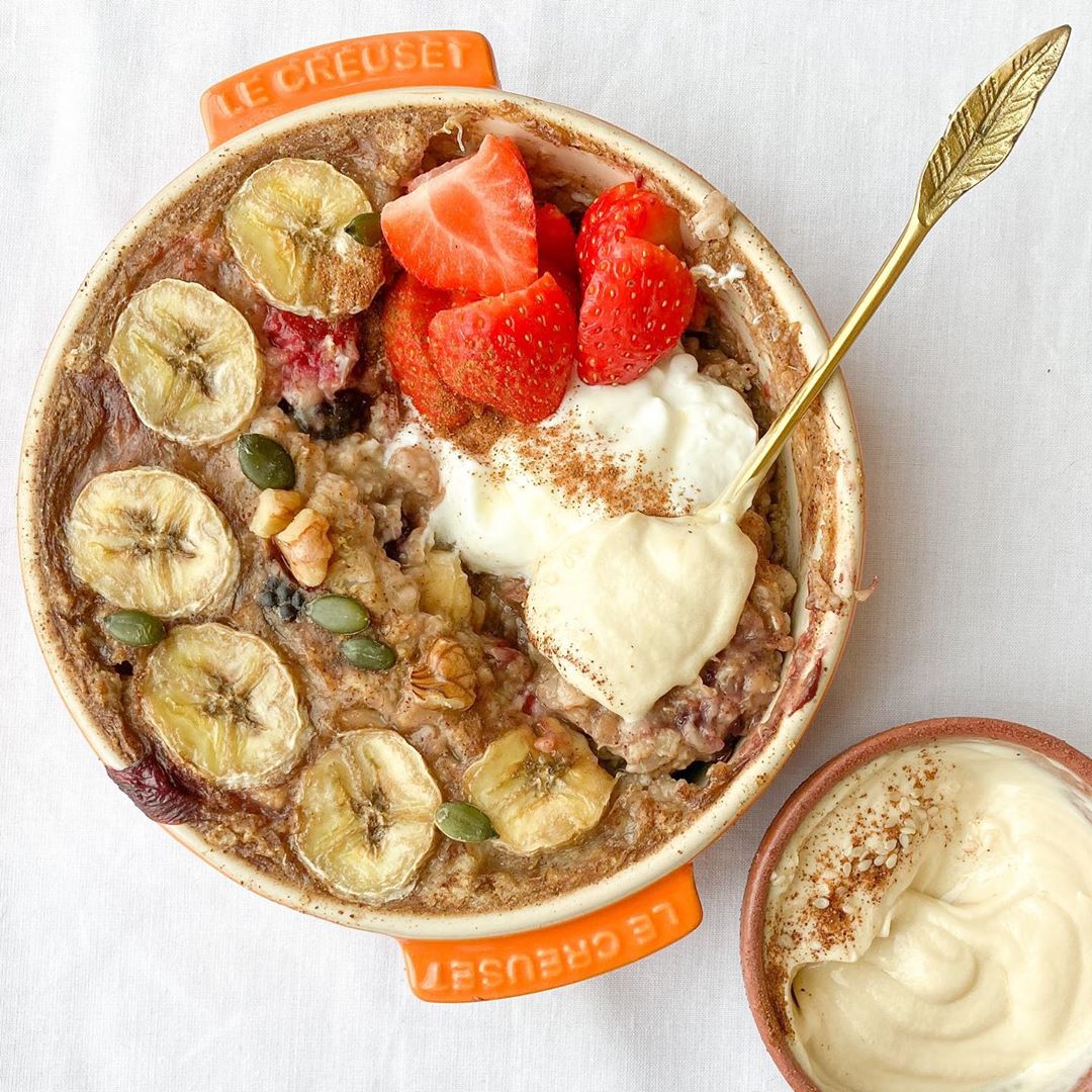 Baked Blackberry and Banana Oats with Tahini Custard