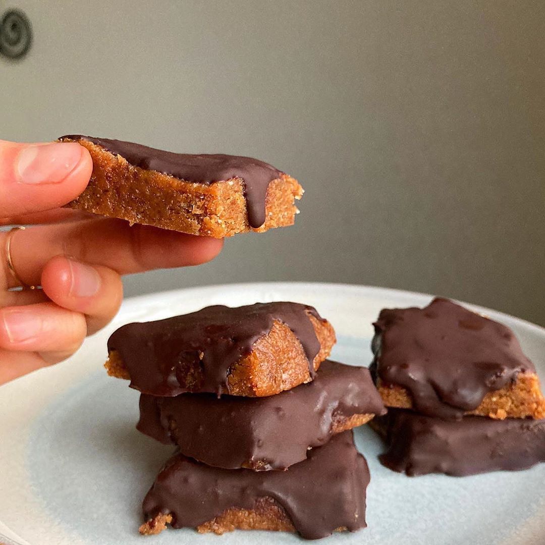 Date and Peanut Butter Chocolate Caramel Squares