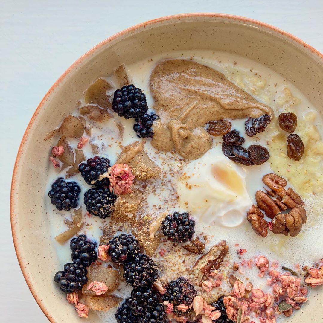 Autumn Spiced Oatmeal Bowl