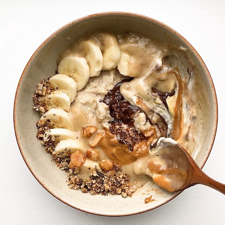 Peanut Butter Banoffee Praline Oats