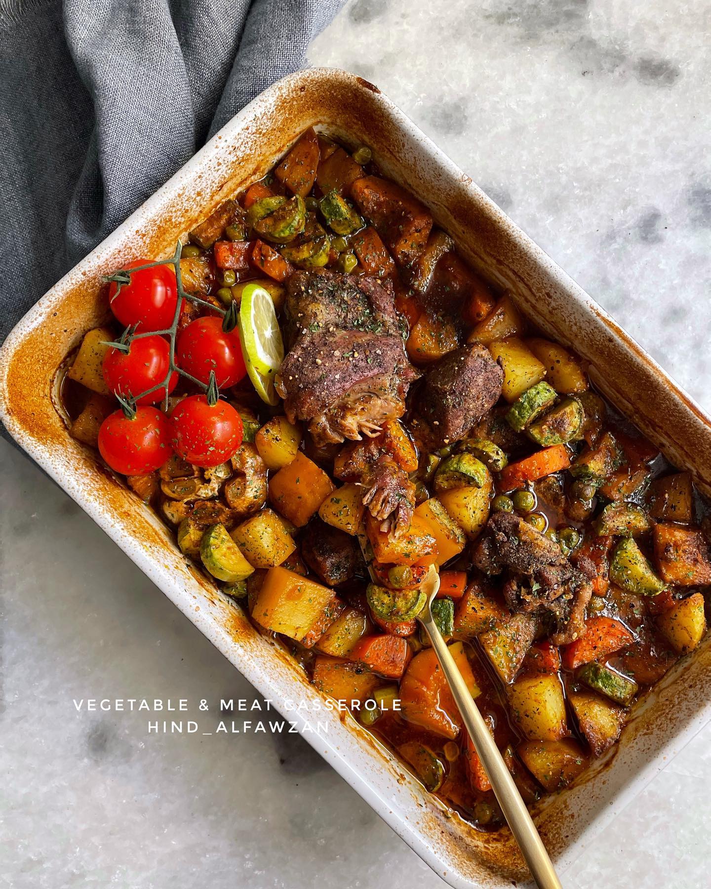 Oven-Baked Meat and Vegetables Tray