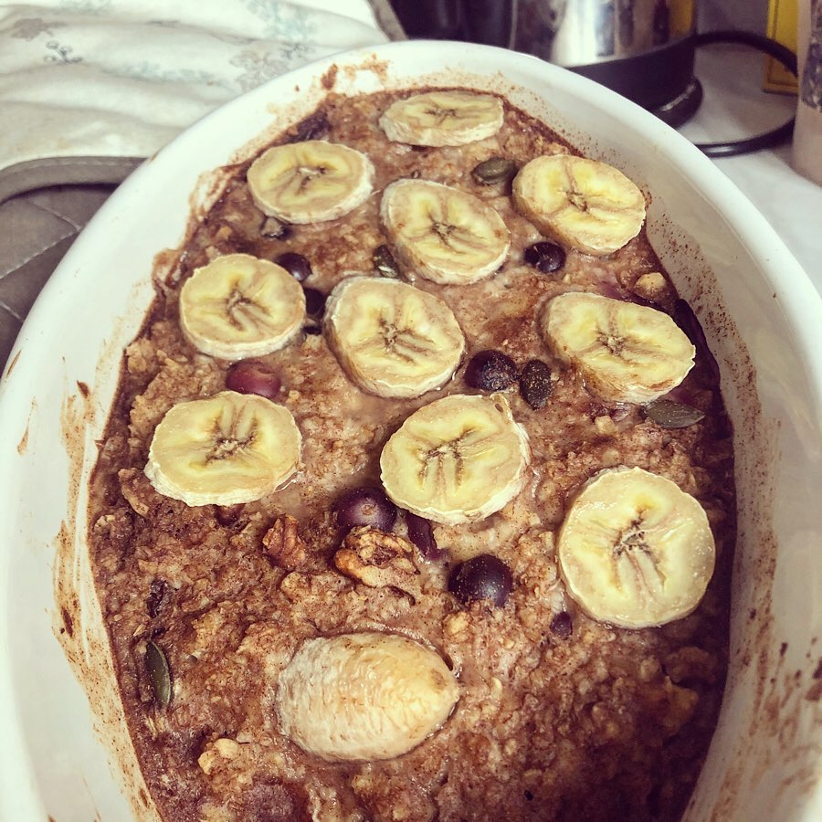 Blueberry and Banana Baked Oatmeal