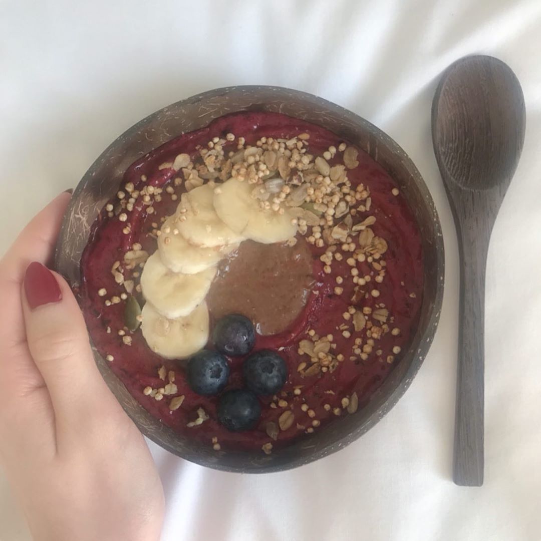 Vegan Frozen Fruit Smoothie Bowl