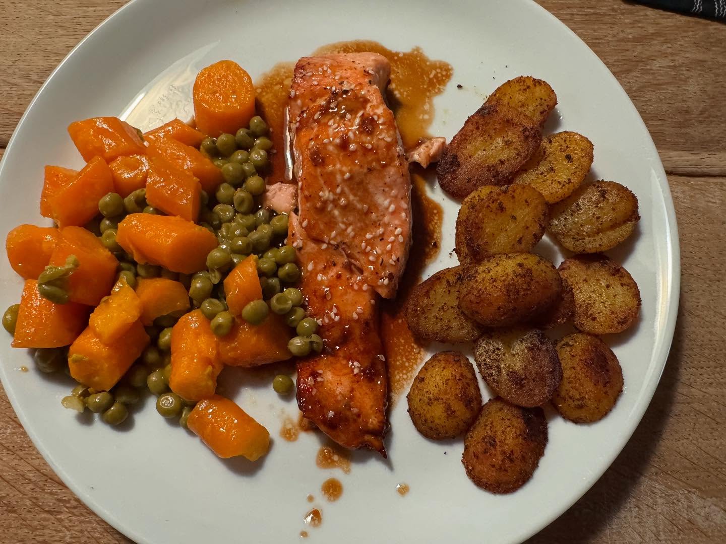 Baked Salmon with Soy Honey Sesame Sauce