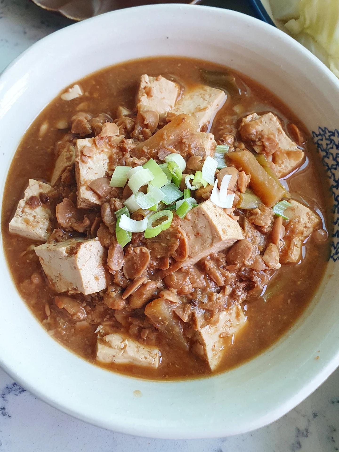 Korean Ssam Rice with Bulgogi and Sides