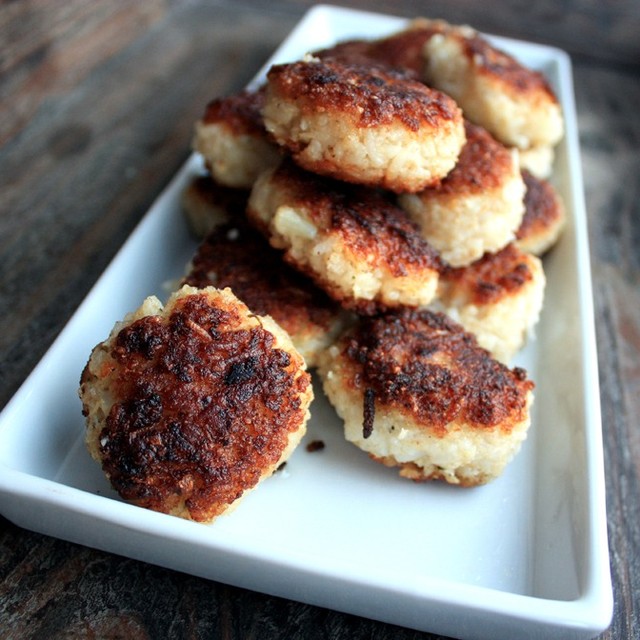 Vegan Cauliflower Rice Patties