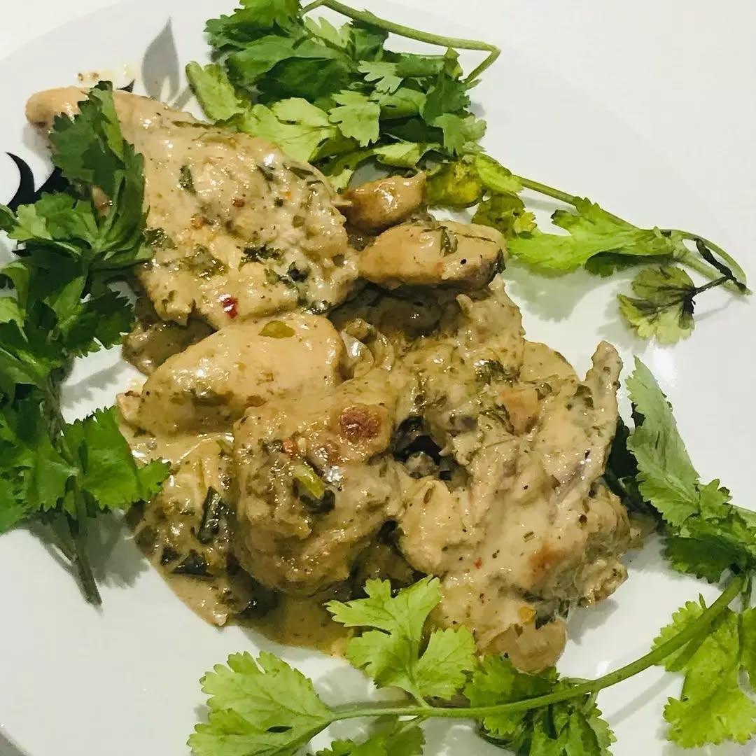 Creamy White Chicken Korma Curry