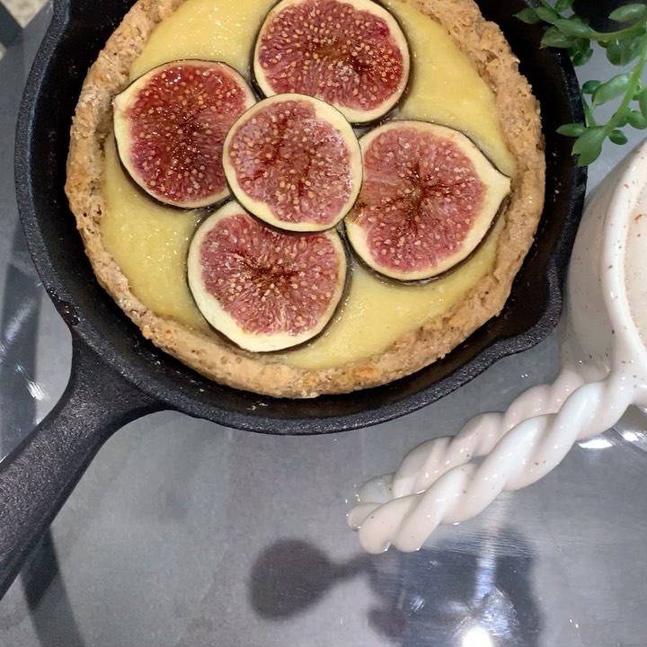 Custard Fig Protein Tart with Frothy Coffee