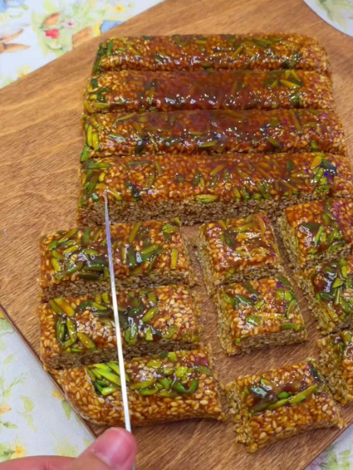Sesame and Honey Energy Bars
