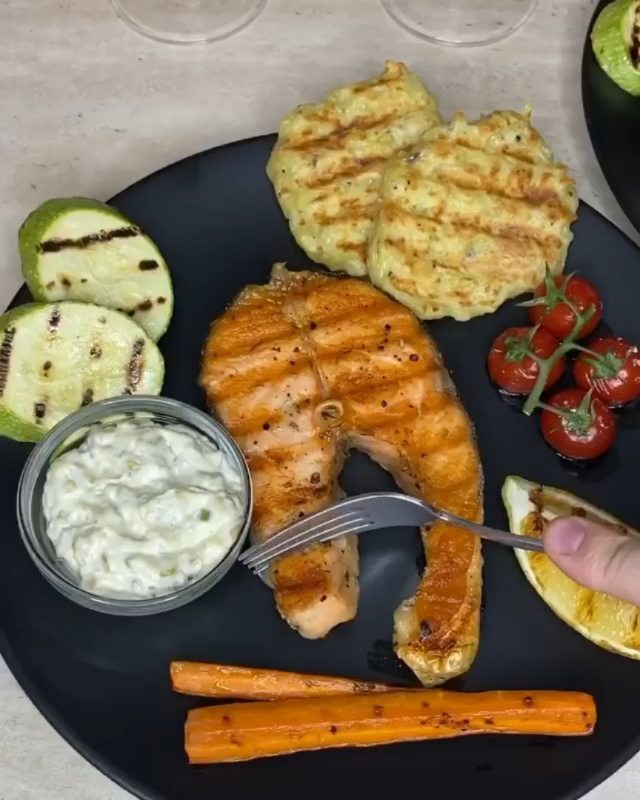 Grilled Salmon with Vegetables and Sides