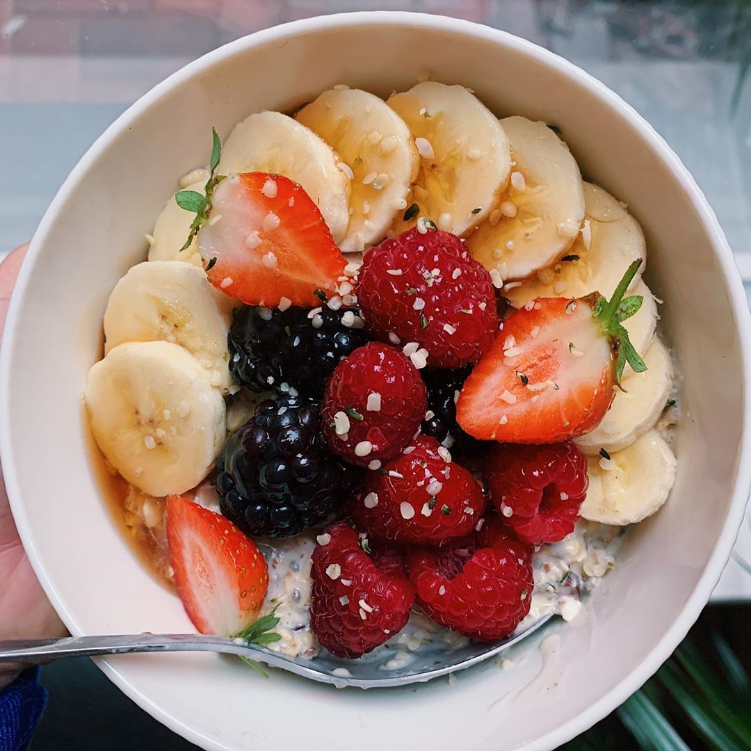 Healthy Packed Overnight Oats Breakfast