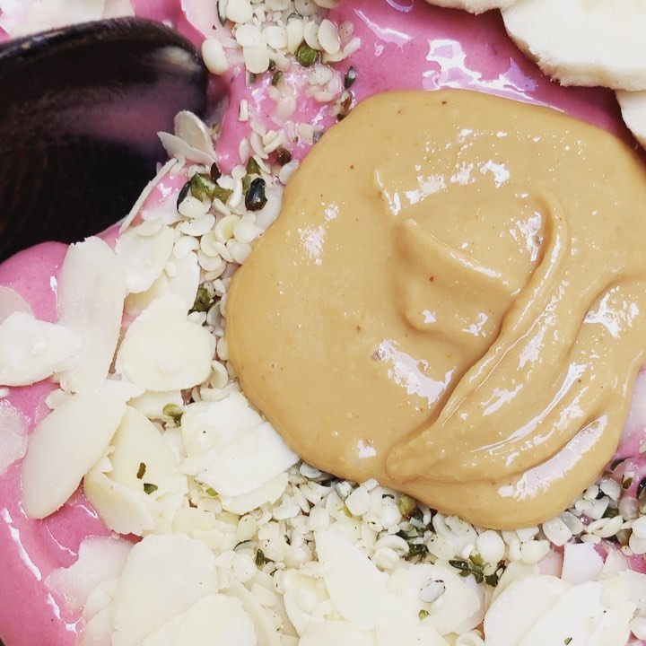 Pink Vanilla Creme Smoothie Bowl