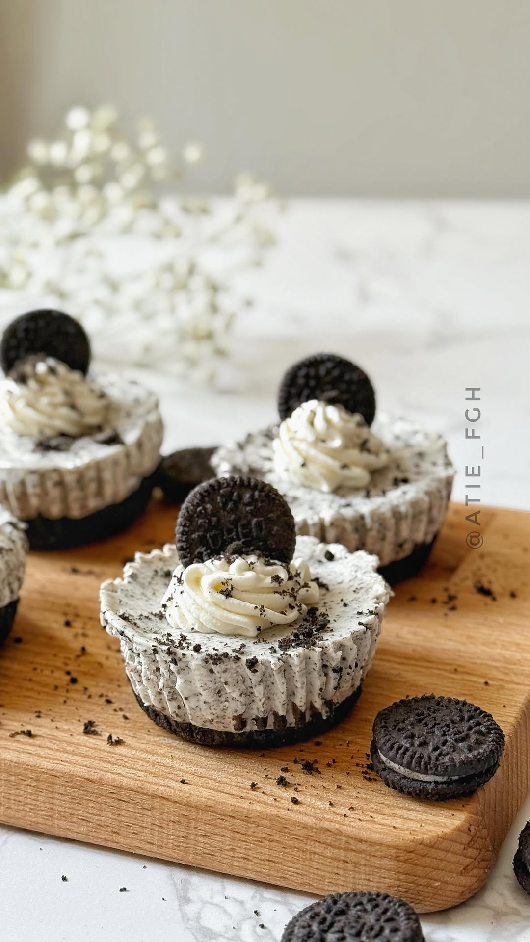 No-Bake Oreo Cheesecake Bites