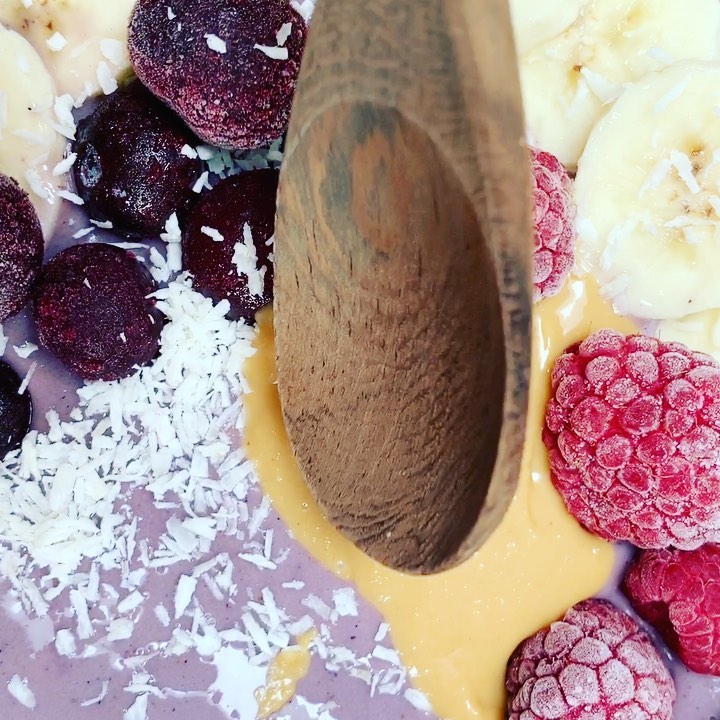 Birthday Cake Protein Smoothie Bowl