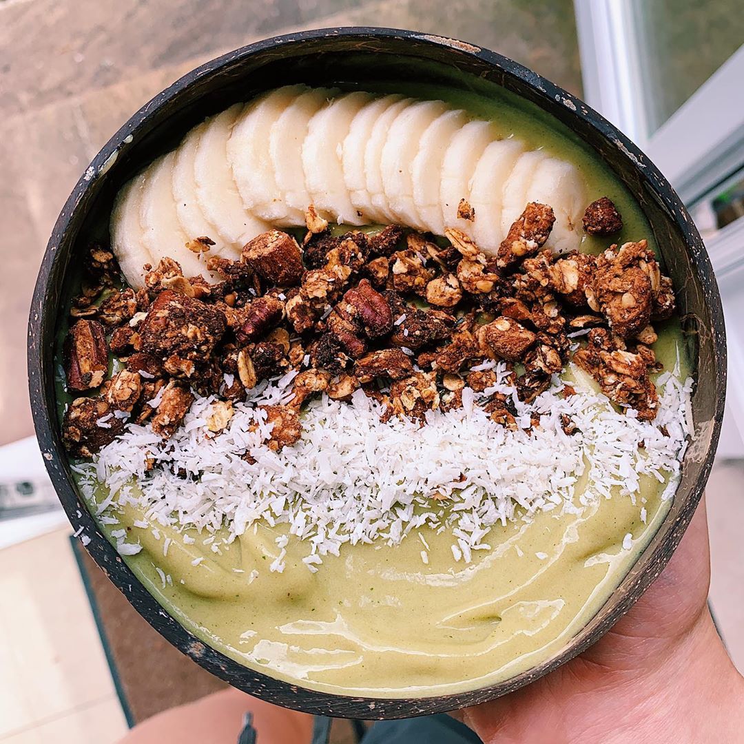 Mango and Banana Smoothie Bowl